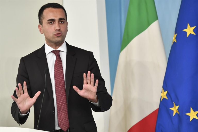 Luigi Di Maio: “Siamo pronti a tagliare stipendi e pensioni degli ex consiglieri regionali”