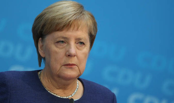 Migranti, l’appello della Merkel: “Per superare la crisi dei rifugiati occorre rinunciare ad un pezzettino di sovranità”