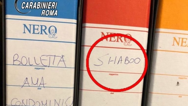 Spinaceto, pusher di Shaboo arrestato: aveva anche la contabilità della sua attività illegale