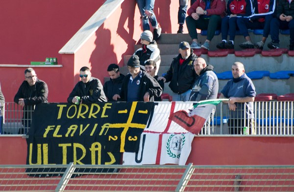 Ladispoli, la vittoria a Sassari scaccia la crisi. Bosco: “Una vittoria dedicata ai tifosi giunti fino in Sardegna” 