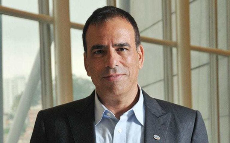 Cambio ai vertici di Tim, silurato l’ad Amos Genish