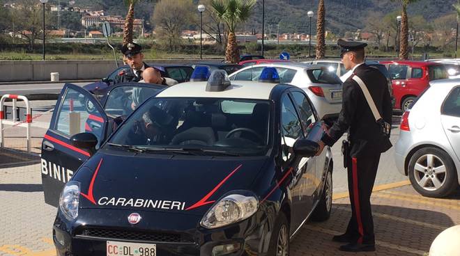 Anziani nel mirino nelle loro abitazioni, truffe e furti dal Lazio alla Toscana. Quattro arresti