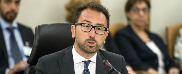 Ddl Anticorruzione: via libera al daspo a vita per i corrotti