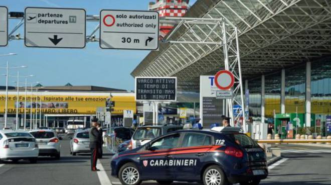 Fiumicino, controlli sul territorio dei Carabinieri portano all’arresto di 2 persone ed a 5 denunce