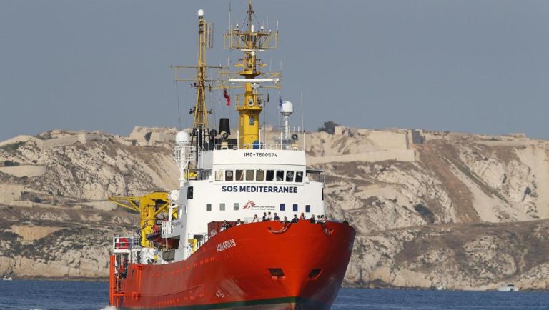La procura di Catania sequestra la nave Aquarius: traffico illecito e smaltimento di rifiuti pericolosi