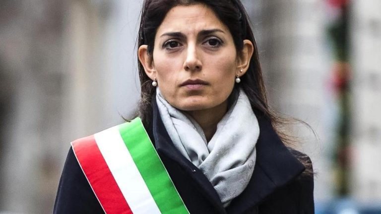 Mancini e Nobili del Pd attaccano la Sindaca Raggi e i Cinque Stelle: “Incapaci e pure disonesti”