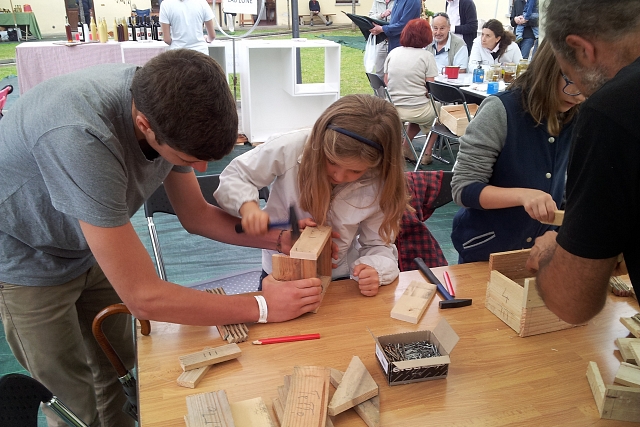 Ladispoli, al via i laboratori di artigianato artistico