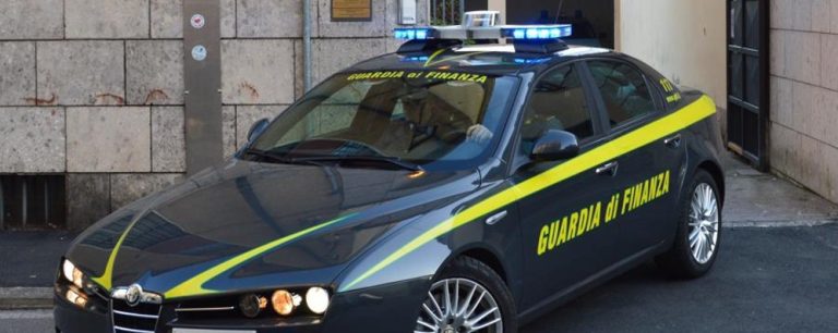 Fatturazioni false, riciclaggio e bancarotta fraudolenta: 13 arresti. Sequestrati beni per 15 milioni