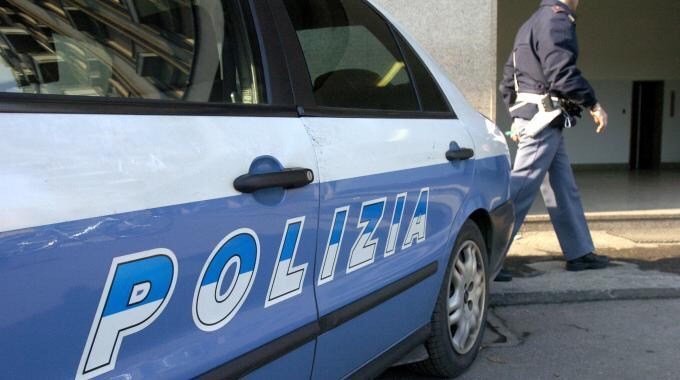 Montefiascone: clonavano targhe e documenti per ‘ripulire’ le automobili, un arresto e quattro denunce