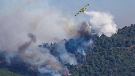 Incendio sul Monte Serra, fermato un volontario accusato di essere il piromane