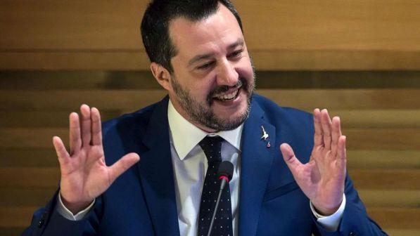 La promessa di Salvini: “Il futuro di Battisti è nelle carceri italiane”