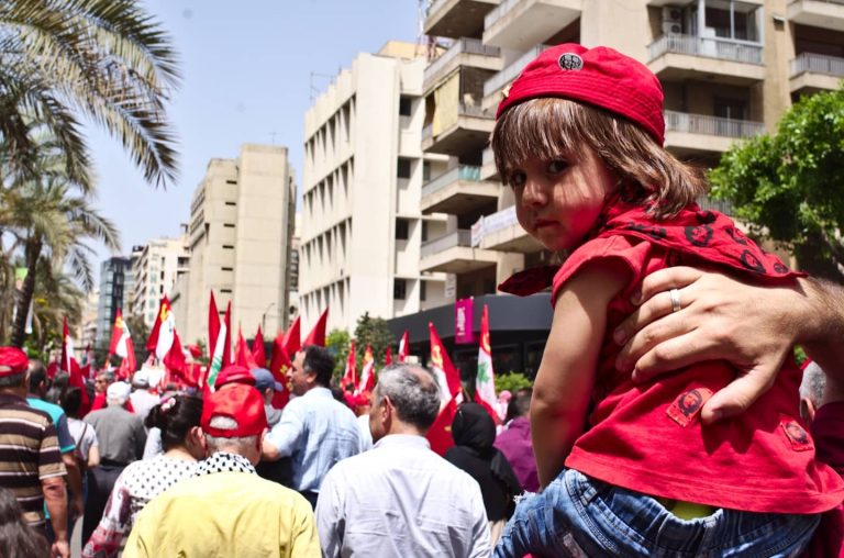Libano, corteo a Beirut contro il carovita