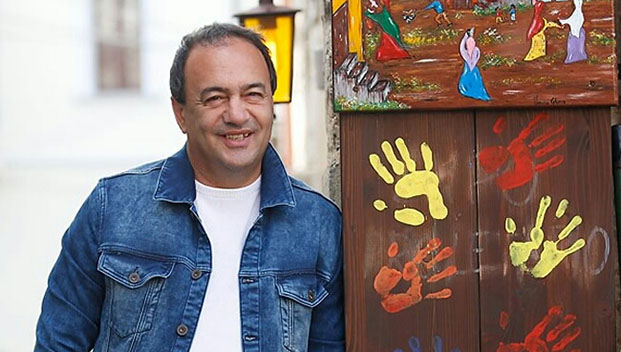 Il Tribunale del Riesame conferma le accuse a Mimmo Lucano: “Non può gestire la cosa pubblica, né il denaro pubblico”