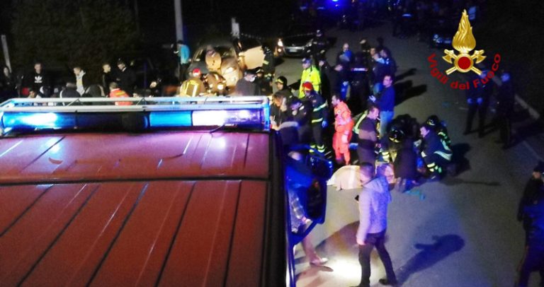 Strage in discoteca/Le indagini: venduti 1.400 biglietti per una capienza massima di 871 posti