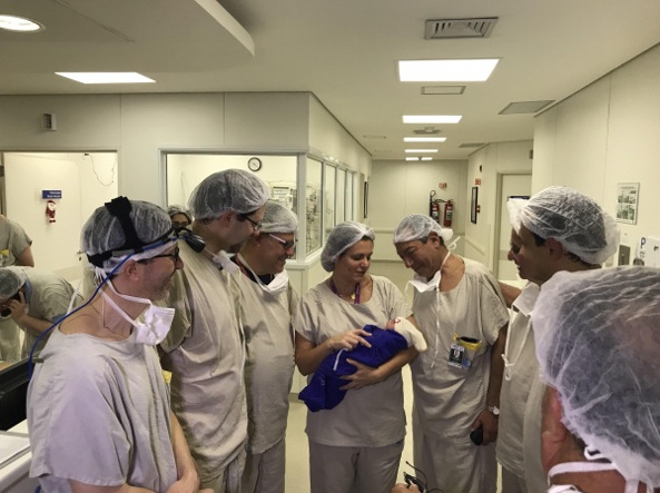 Brasile, una bimba sana è nata da un utero morto: è il primo caso al mondo