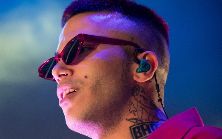 Strage in discoteca, parla Sfera Ebbasta: “Tutto quello che è successo mi ha stravolto”