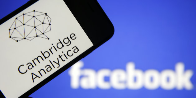 Scandalo Cambridge Analytica, il governo Usa fa causa a Facebook
