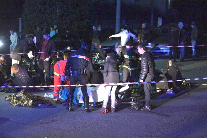 Strage in discoteca: gli indagati al momento sono otto