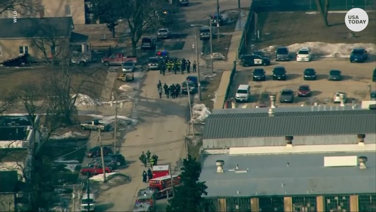 Aurora (Chicago): operaio licenziato spara e uccide cinque persone