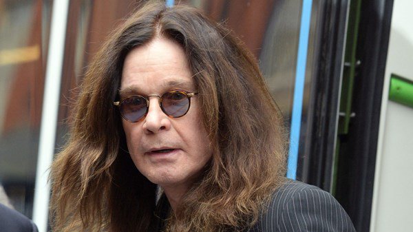 Musica, la rockstar Ozzy Osbourne ricoverato in ospedale
