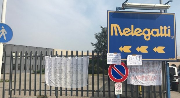 Verona, è in piena attività lo stabilimento della Melegatti: per la Pasqua saranno prodotte oltre 1,8 milioni di colombe