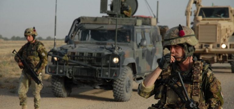 Afghanistan, i talebani annunciano che gli Usa dimezzeranno le truppe entro aprile