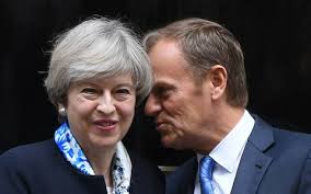 Brexit, Theresa May attacca Donald Tusk:” Pensi prima di parlare”