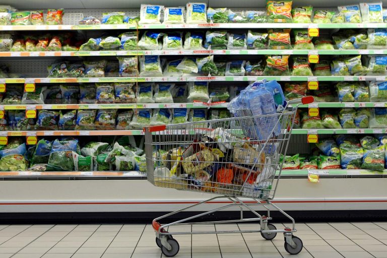 Sabato al Supermercato COOP di Cerveteri raccolta alimentare della Protezione Civile