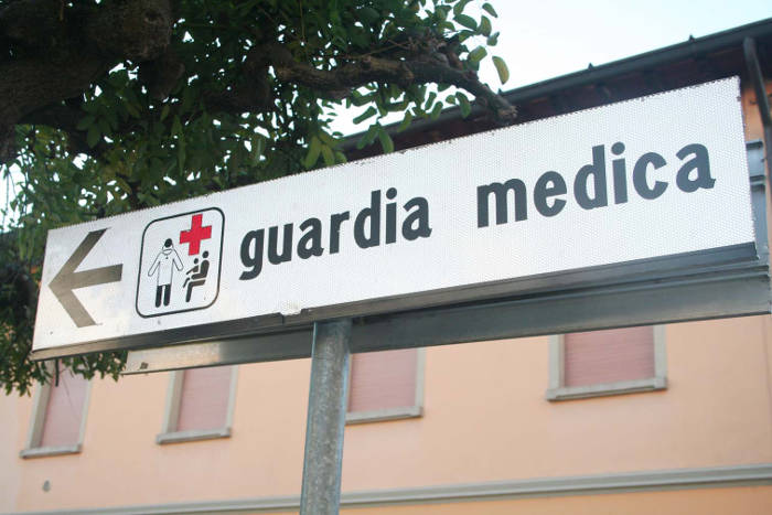 Botricello (Catanzaro): medico ubriaco in servizio, denunciato dai carabinieri