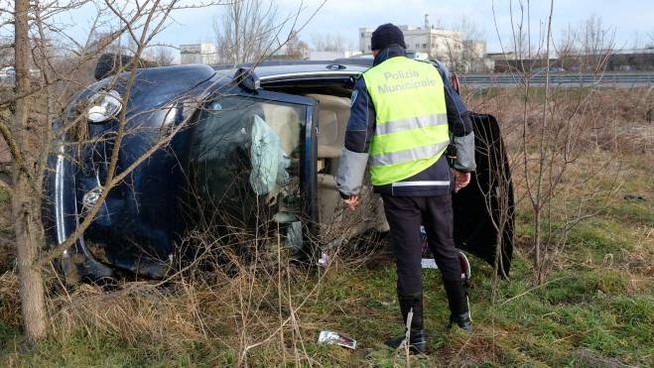 Modena, incidente stradale: morto un 29enne e feriti altri due giovani