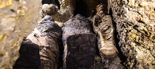 Egitto: scoperta una tomba faraonica contenente 40 mummie