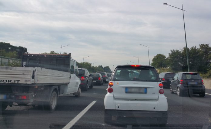 Ponte della Scafa: lunghe file tra Fiumicino ed Ostia