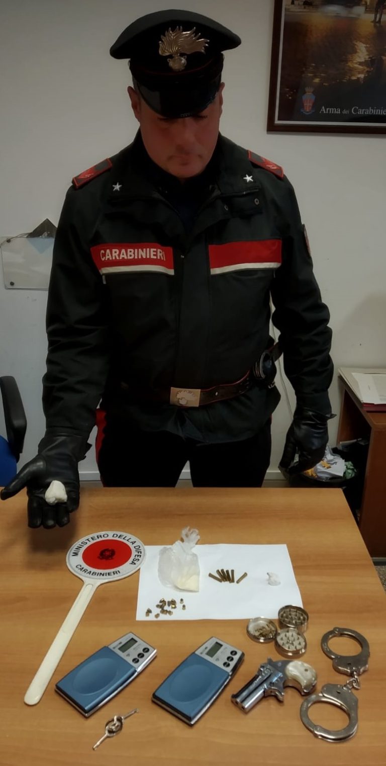 Santa Marinella, un arresto per droga e detenzione illecita di arma
