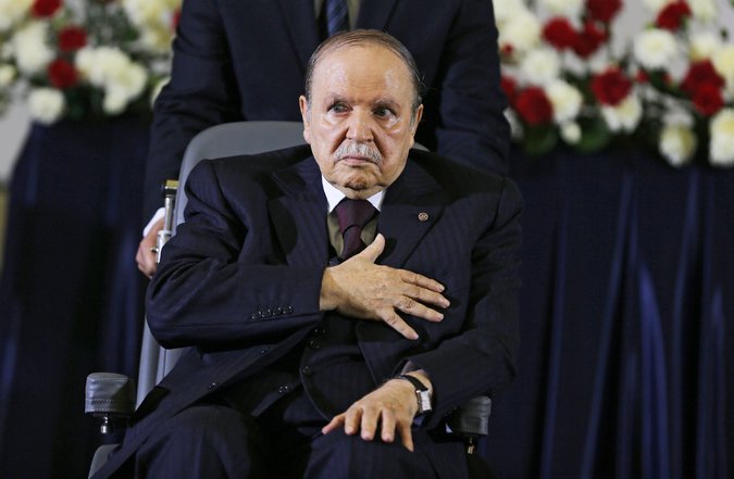 Algeri, un morto in un corteo contro il presidente Bouteflika