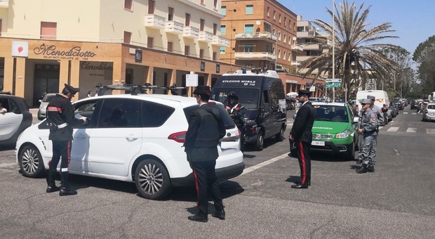 Ostia, controlli capillari dei carabinieri nel weekend: i provvedimenti 