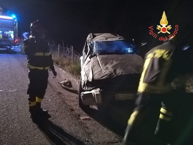 San Donato di Ninea (Cosenza), travolge e uccide un 16enne: arrestato automobilista che guidava ubriaco