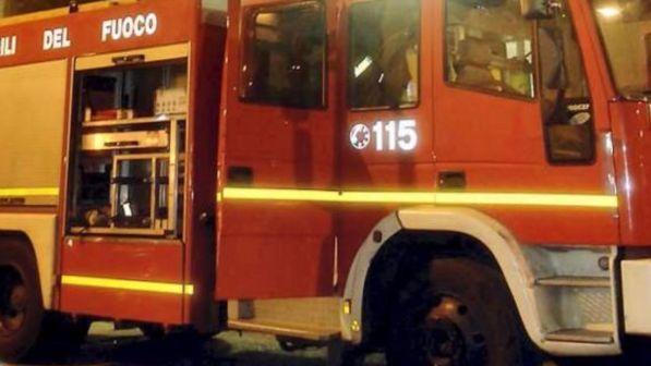 Pistoia, fiamme in un appartamento: muore un 82enne