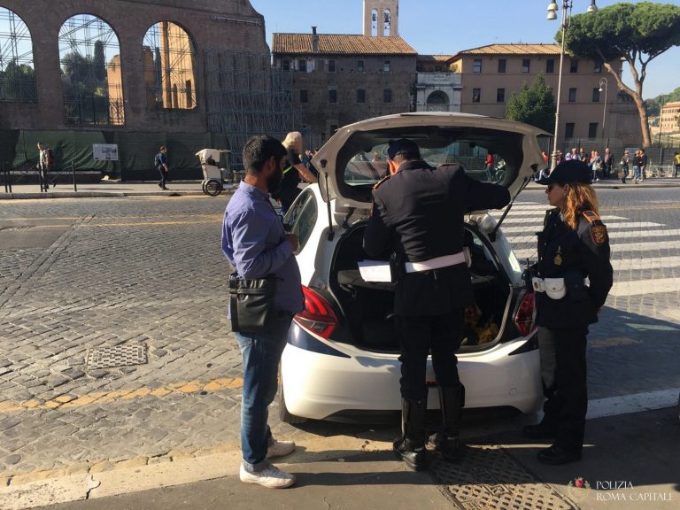 Colosseo: tre persone denunciate per utilizzo di un drone. Sequestrato il mezzo