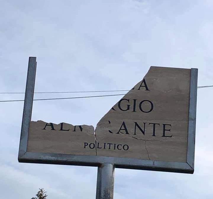 Piazza Almirante, Lollobrigida: “Non c’è delinquente  che possa scalfire la grandezza di quest’uomo”