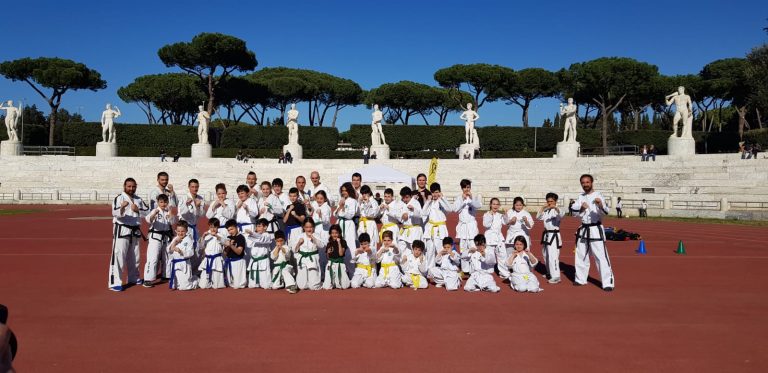 La World Zen domina lo Stadio dei Marmi