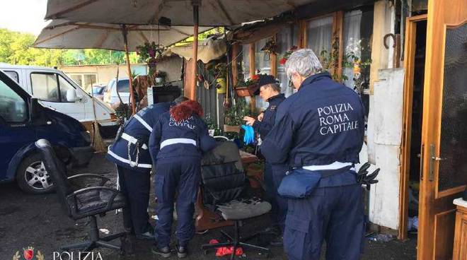 Campo rom di via Candoni sorvegliato 24 su 24