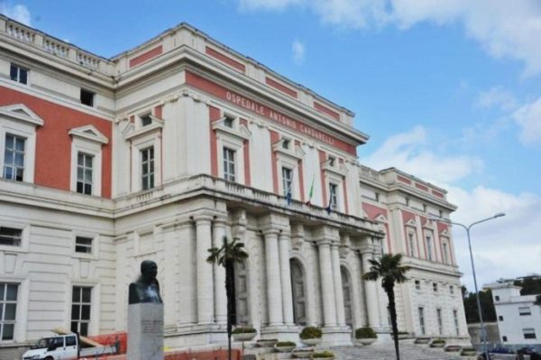 Napoli, il primario di Cardiologia del Cardarelli denuncia un grave sabotaggio nel suo reparto