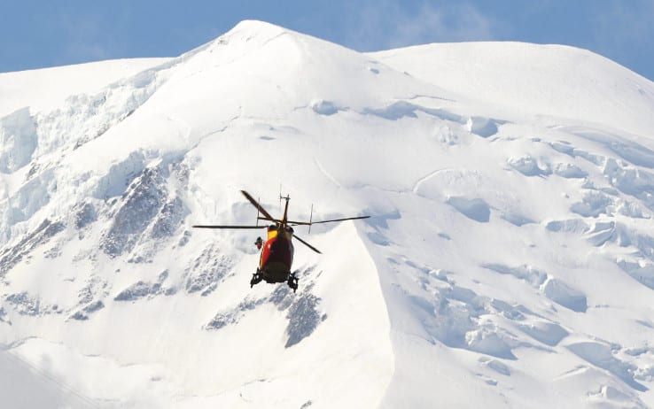 Alto Adige, morto uno sciatore travolto da una valanga