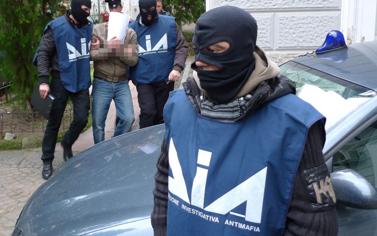 Palermo: blitz antimafia, sgominato un vasto traffico di cocaina per i professionisti della città. 32 persone in manette