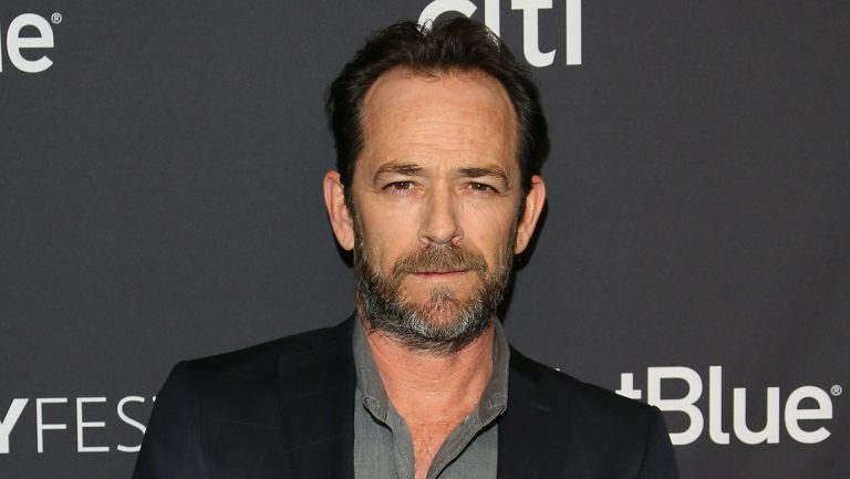 Cinema, l’attore Luke Perry (Beverly Hills 90210) è stato colpito da un inctus