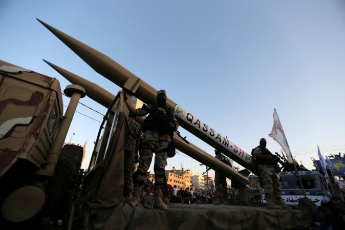 Gaza, sempre alta la tensione tra Israele e Hamas: nuovi lanci di razzi