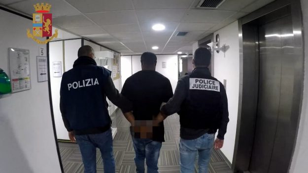 Catania, arrestati dieci nigeriani per associazione a delinquere, violenza sessuale e spaccio di droga