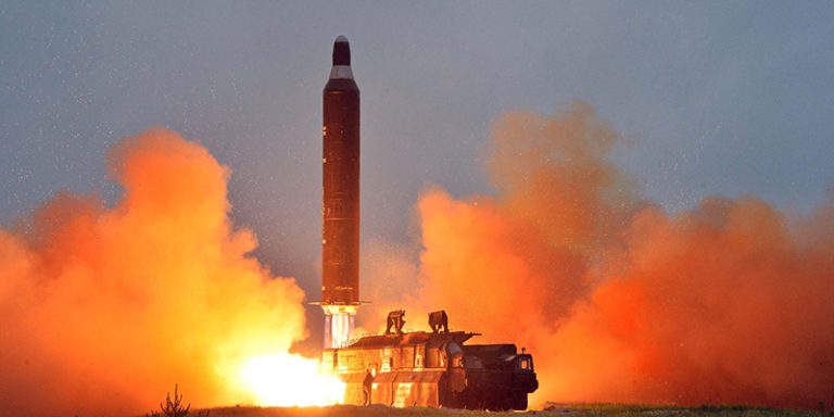 Corea nel Nord: secondo alcune immagini satellitari il Paese potrebbe testare il lancio di un missile balistico