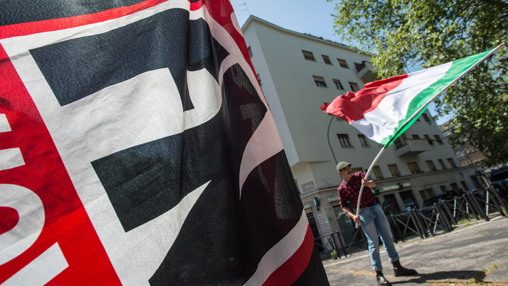 Milano, aggressione ad un uomo: denunciati cinque militanti di Forza Nuova