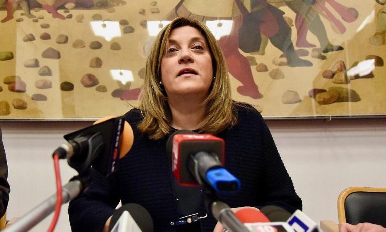 Umbria, la presidente della Regione Catiuscia Marini lascia per lo scandalo della sanità